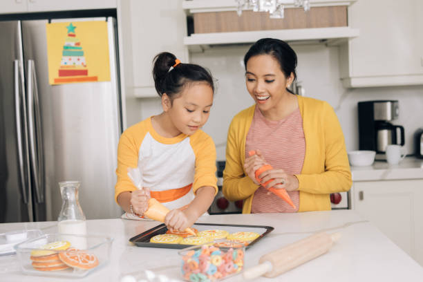 istock Mother and daughter at home 867956972