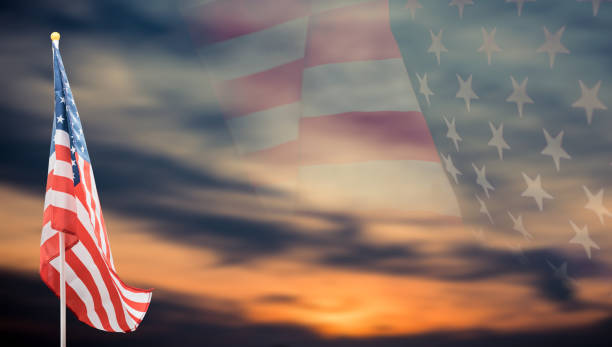 bandera de estados unidos con el fondo - consecrated fotografías e imágenes de stock