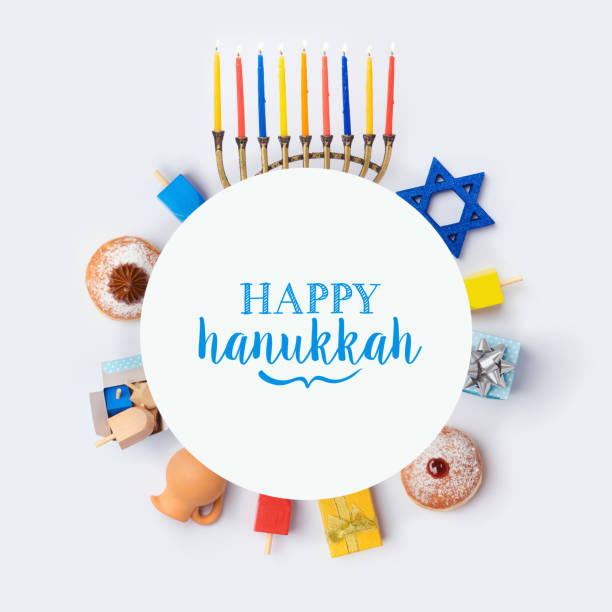 festividad judía diseño de banner de hanukkah - menorah hanukkah israel judaism fotografías e imágenes de stock