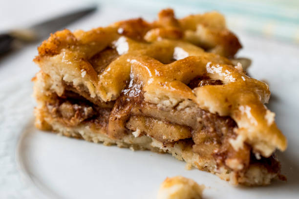 istock Homemade Organic Apple Pie Dessert 868034338