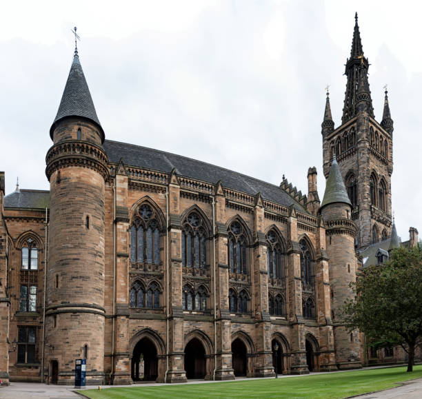istock University of Glasgow, Scotland 868053182