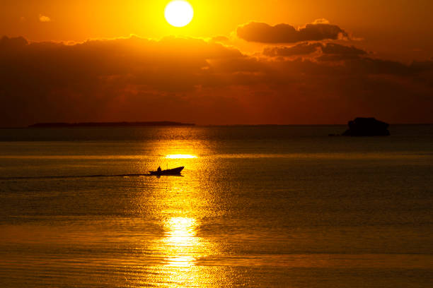 istock okinawa Asahi Small Ship Location Yakekina 868061334