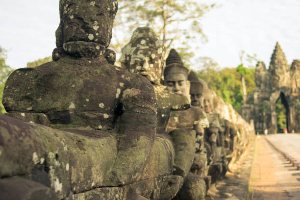 istock Giants in Front Gate of Angkor Thom 868087118