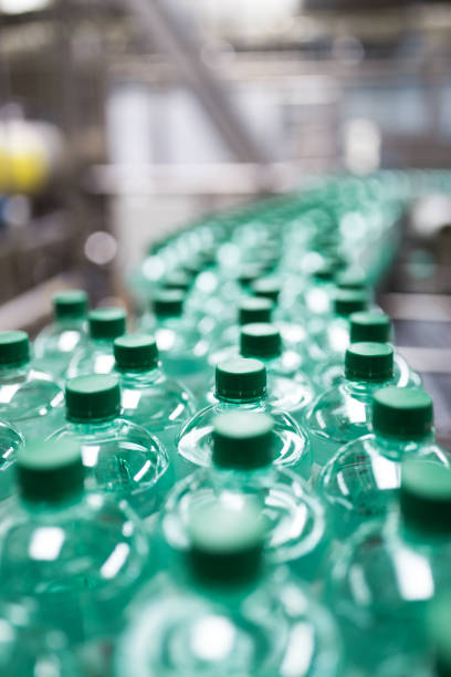 istock Water bottling factory 868143676