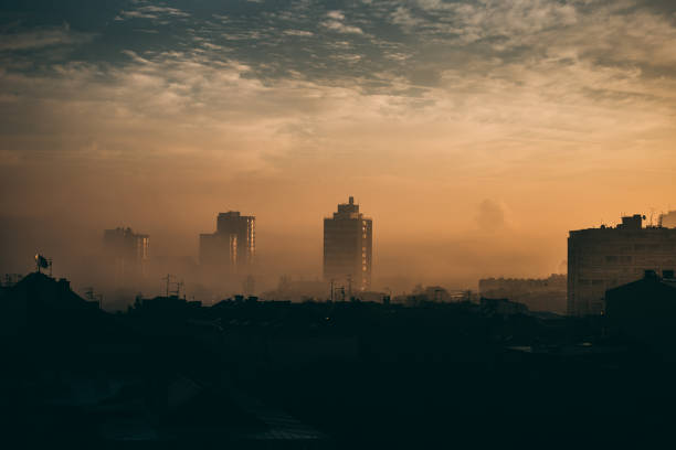 istock Morning fog- Belgrade 868143858