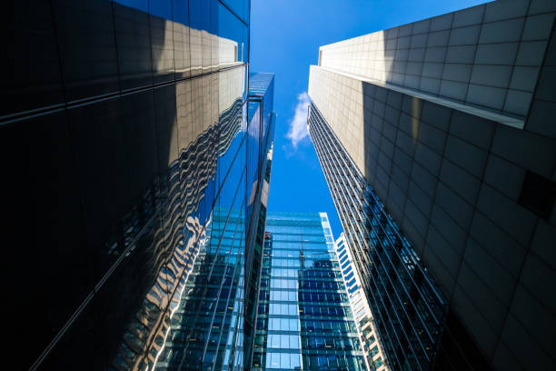 istock Modern skyscraper building in Hong Kong 868162112