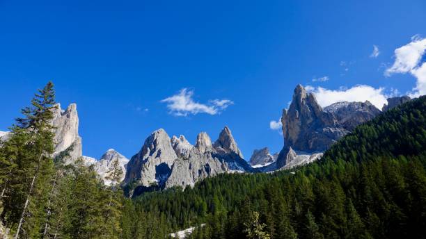 istock Hiking in the Dolomite Alps 868173966