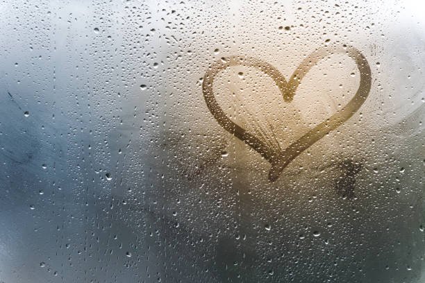 istock Inscription heart on the sweaty glass. 868222016