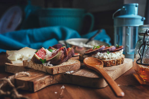 Brown Bread with Goat Cheese and Fresh Figs