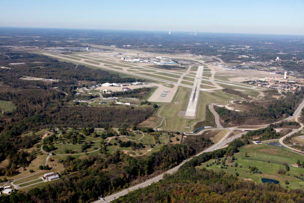 istock Pitsburgh International Airport 868275210
