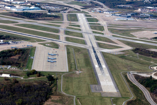 istock Pitsburgh International Airport 868275334