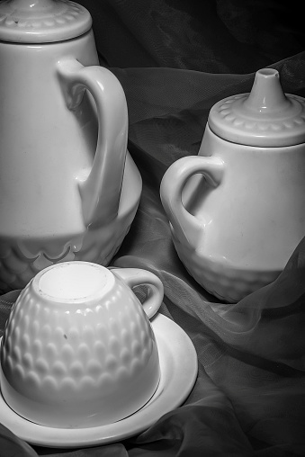 Tea set in black white color