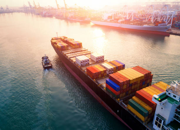 cantiere navale per logistica - blue bulk business cargo container foto e immagini stock