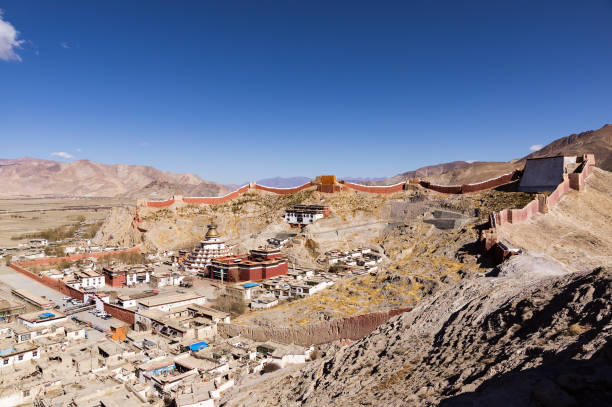 Gyantse is notable for its restored Gyantse Dzong or fort, and its magnificent tiered Kumbum of the Palcho Monastery - Tibet