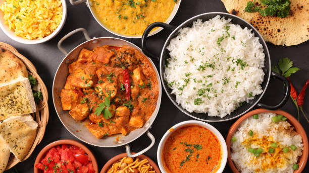 ассорти индийское блюдо - culture dish стоковые фото и изображения