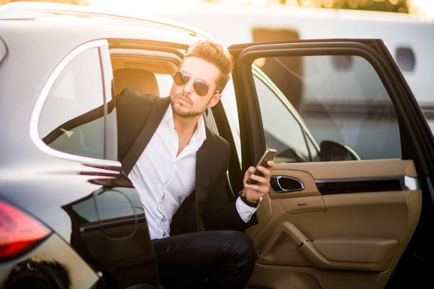 istock Man at the airport 868466368