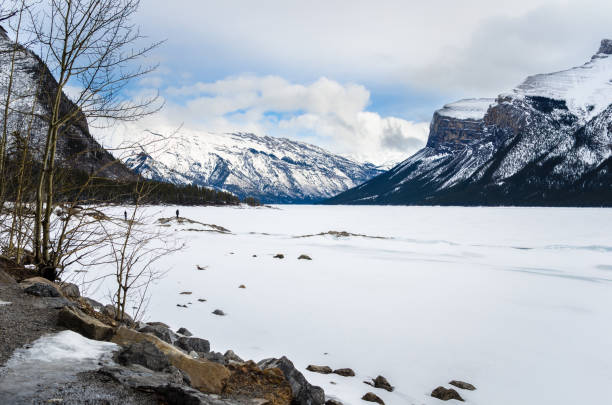 istock Winter Mountain Scenery in Banff National Park 868466612