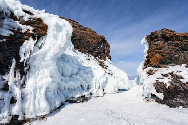 istock Winter at tha Baikal lake 868519326