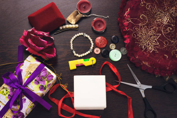 istock preparation of gifts for holidays 868558686