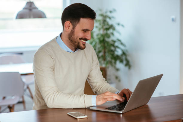 istock He is a lot more productive at home 868560336
