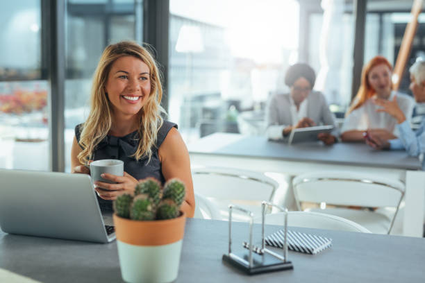 istock A wonderful day at the office 868564366