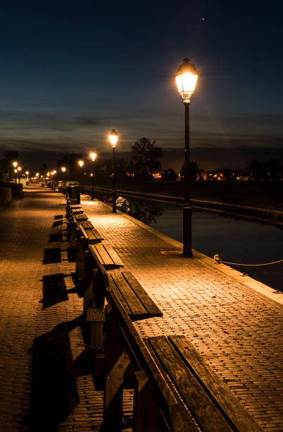 istock Evening Giethoorn with Lanterns and Benches 868584686