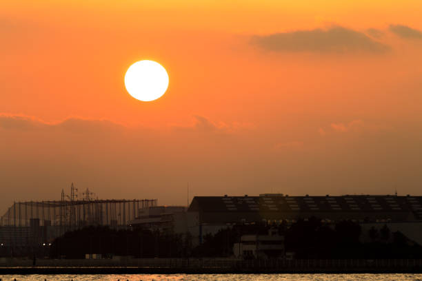 istock Dusk of autumn at seaside park 868588292