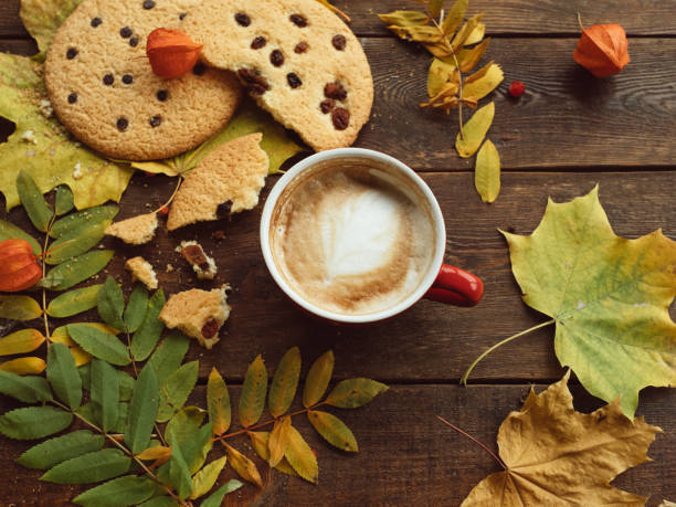 istock Autumn leaves and berries mix hot beverage concept 868637636