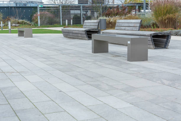 istock Several benches on the Skyline Garden in Frankfurt 868659200