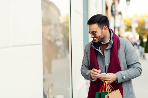 istock Man at the shopping 868718240