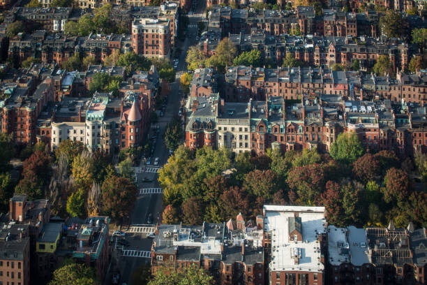 casa geminada de boston - boston back bay street house - fotografias e filmes do acervo