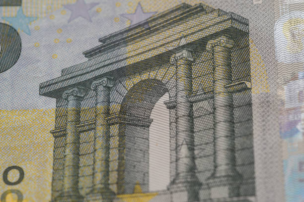 cinque euro, vista dettagli. - european union euro note european union currency paper currency five euro banknote foto e immagini stock