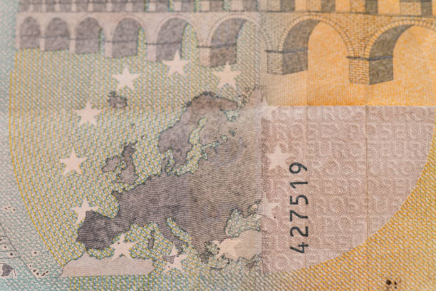 istock Five Euro, detail view. 868816188