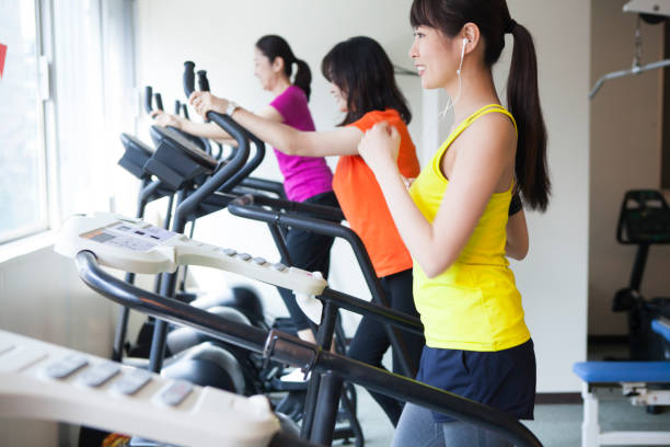 istock Women who exercise at the training gym. 868823042