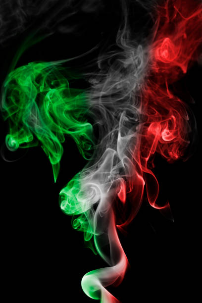 istock Italiy national smoke flag 868895324