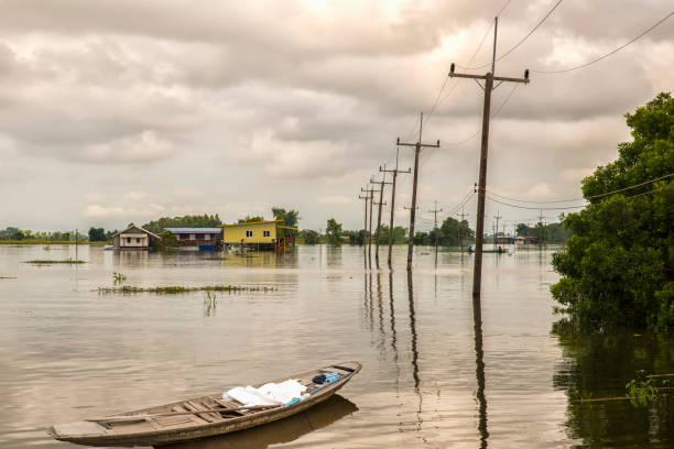 rua submersos em água devido à inundação - federal emergency management agency - fotografias e filmes do acervo