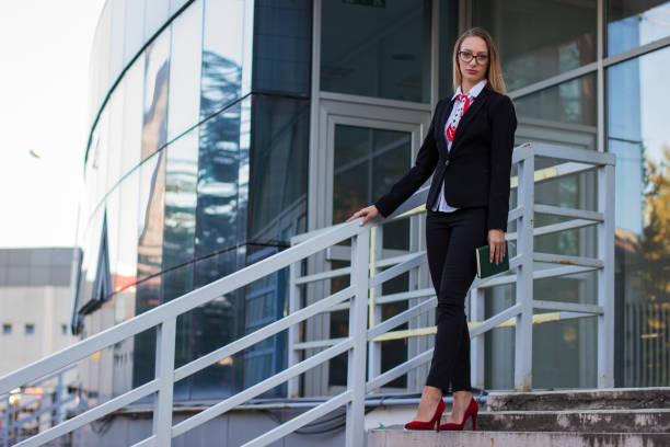 istock Business woman 868939866