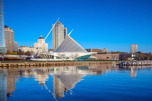 istock Milwaukee skyline in USA 868971318
