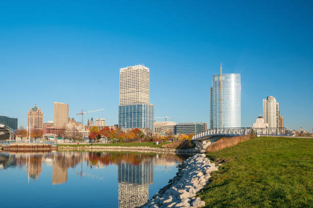 istock Milwaukee skyline in USA 868971390