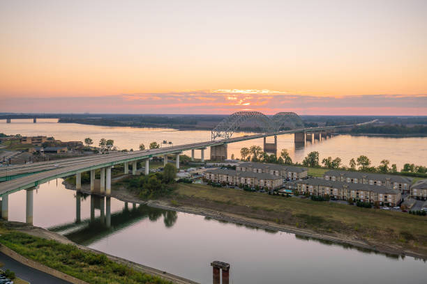 istock Sunset over the Mississippi River 868971546