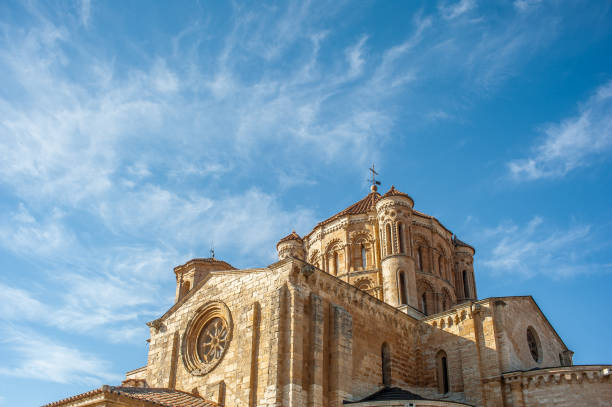 Romanesque Cathedral in the town of Toro, Zamora Spain Romanesque Cathedral in the town of Toro, Zamora Spain toro zamora stock pictures, royalty-free photos & images