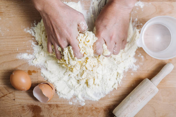 istock Italian traditional pasta dough 869023226