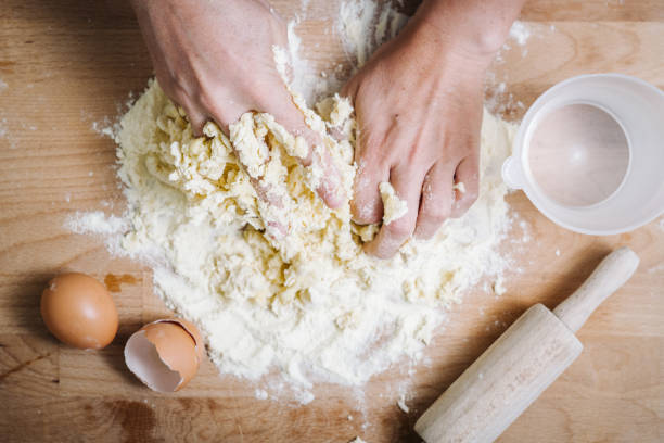 istock Italian traditional pasta dough 869023238