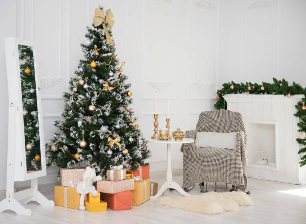 istock Beautiful holdiay decorated room with Christmas tree 869054142