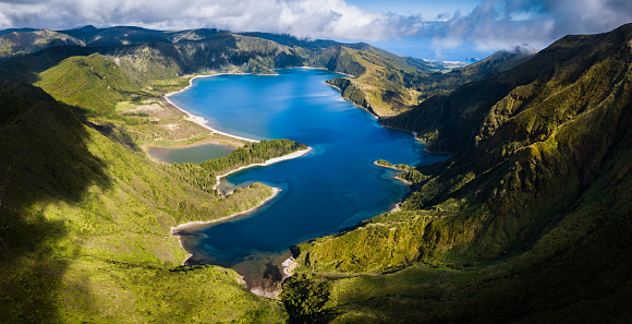 Lagoa do Fogo and green valley on San Miguel island