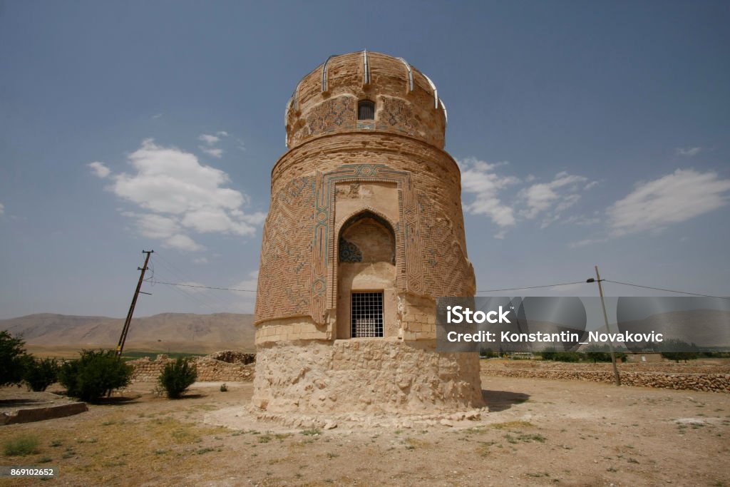 Displaced Mausoleum of Zeynel Bey in Hasankeyf, Turkey Mausoleum of Zeynel Bey, son of Sultan Uzun Hasan (Hasan the Tall) of the Aq Qoyunlu dynasty, or White Sheep Turkomans (1378–1508) Dam Stock Photo Displaced Mausoleum of Zeynel Bey in Hasankeyf, Turkey Mausoleum of Zeynel Bey, son of Sultan Uzun Hasan (Hasan the Tall) of the Aq Qoyunlu dynasty, or White Sheep Turkomans (1378–1508) Dam Stock Photo