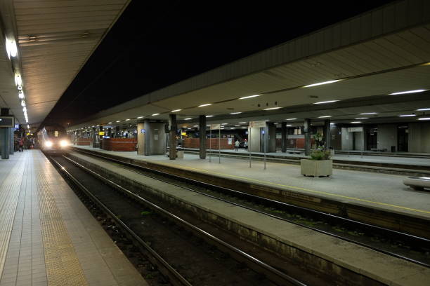 istock station of pescara by night 869105380