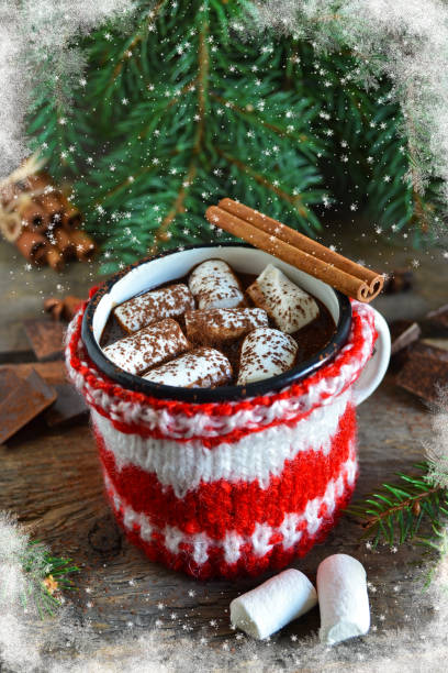 マシュマロとシナモン、素朴なホット チョコレート - candy candy cane christmas sweet food ストックフォトと画像