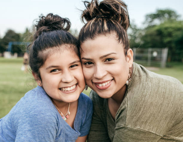 istock Mother and daughter 869160106
