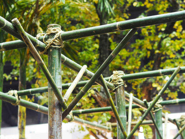 Close up tied rope circle on the bamboo pole.